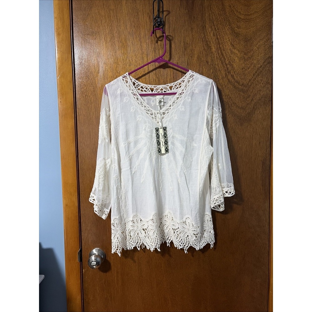 Ultra Pink Crochet Top Womens Medium Cream Lace Boho Butterfly Blouse Tunic